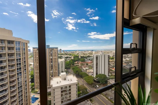 $488,000 | 2101 Nuuanu Avenue, Unit 12002, Honolulu, HI 96817