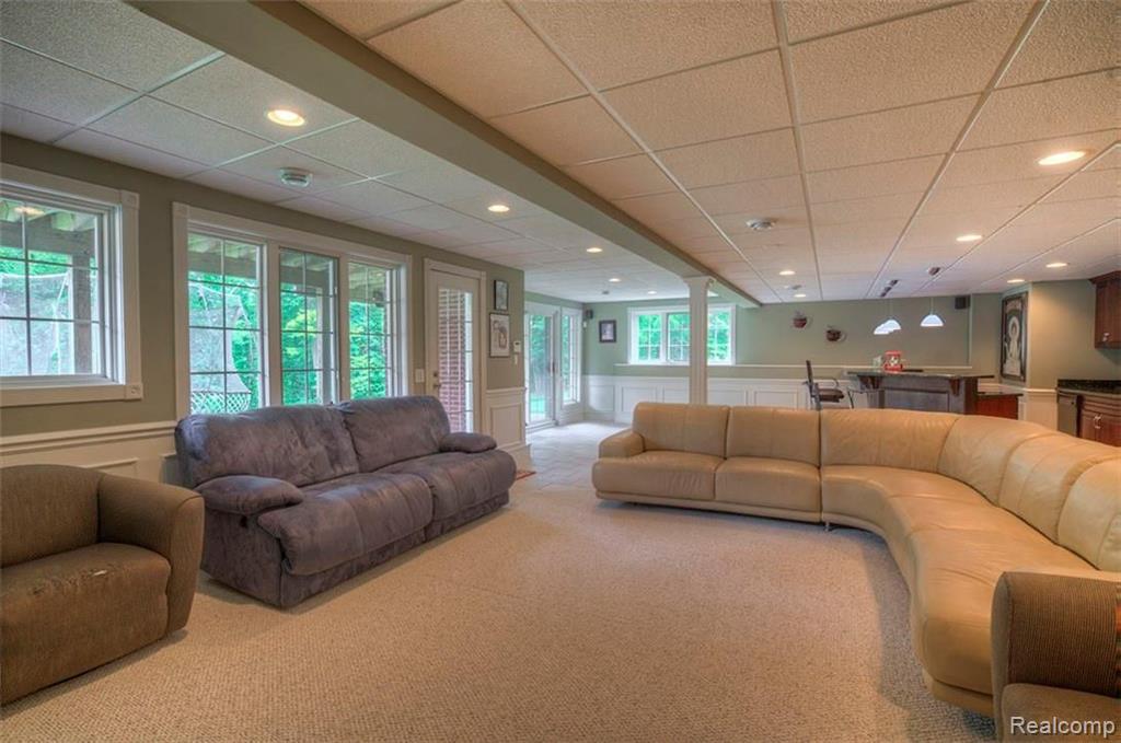 3734 Heron Ridge Drive Rochester Hills, MI 48309 - Photo 27 of 40