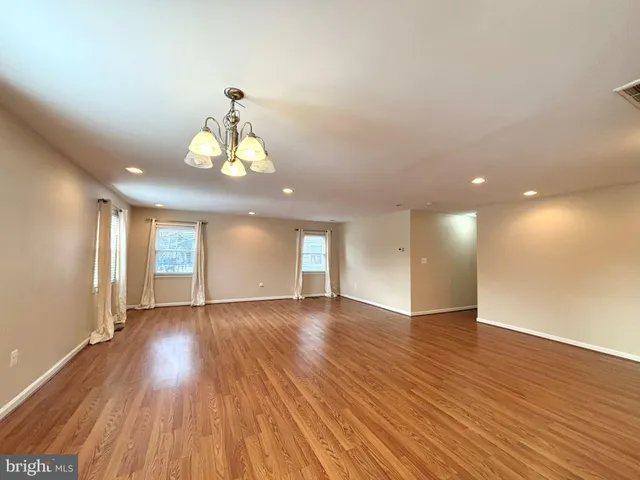 $3,000 | 12327 Flamingo Lane, Bowie, MD 20715