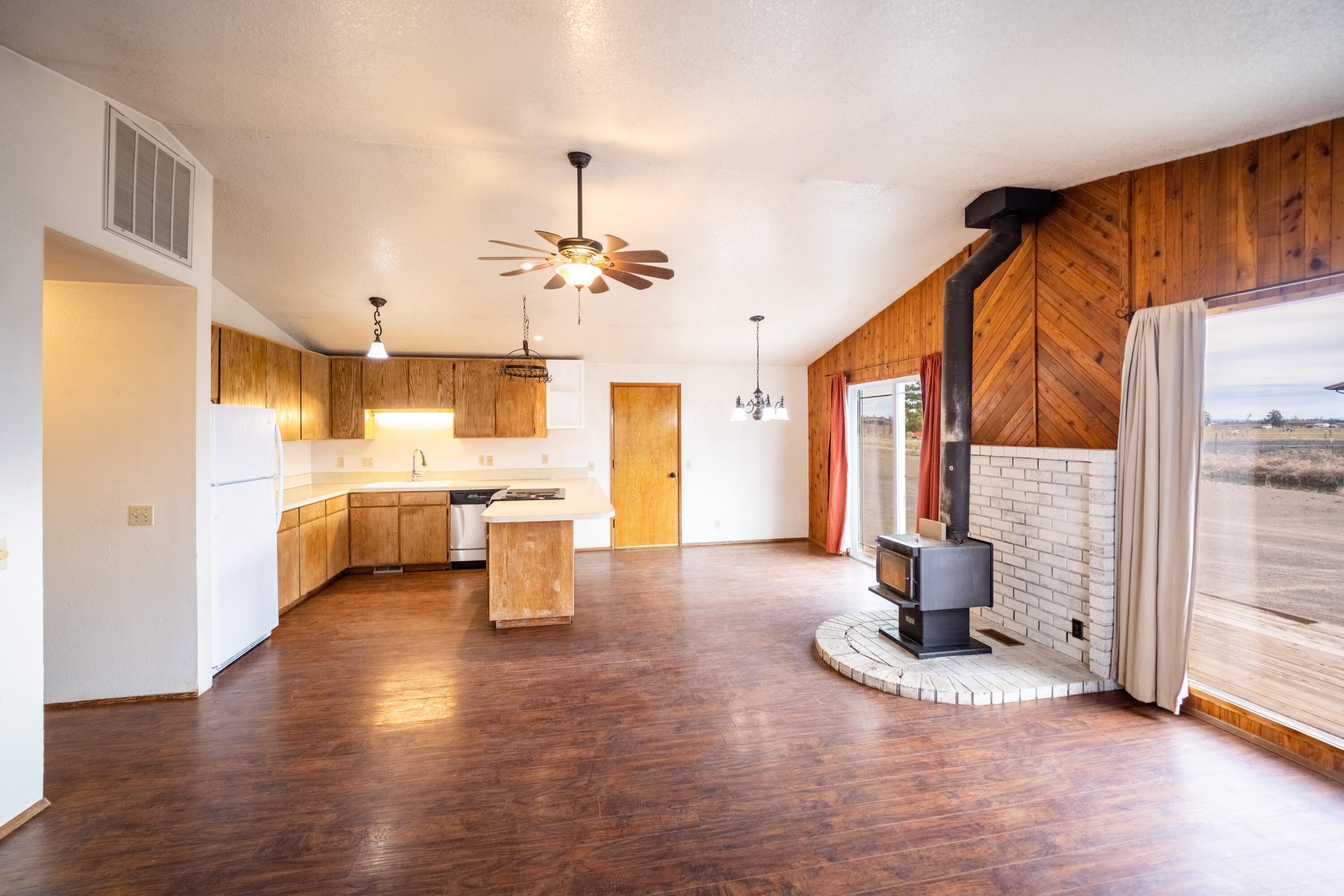 25925 Alfalfa Market Road Bend, OR 97701 - Photo 2 of 15 TGP_2796-HDR