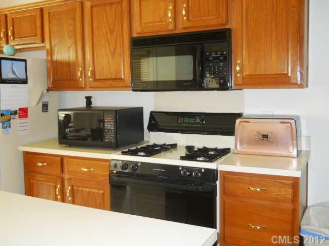 11329 Livingston Mill Road Charlotte, NC 28273 - Photo 7 of 16