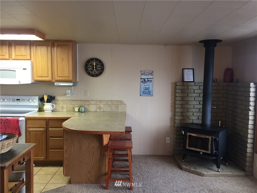 2946 South Lakeshore Road Chelan, WA 98816 - Photo 11 of 15 Gallery Image 11