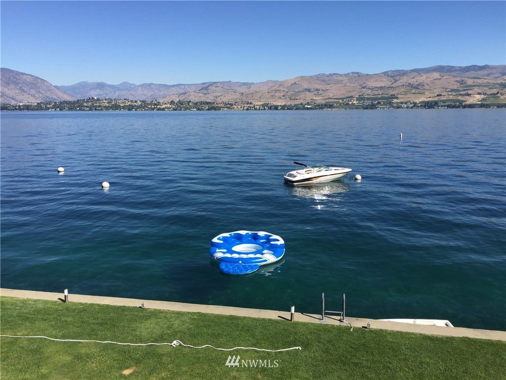 2946 South Lakeshore Road Chelan, WA 98816 - Photo 4 of 15 Gallery Image 4