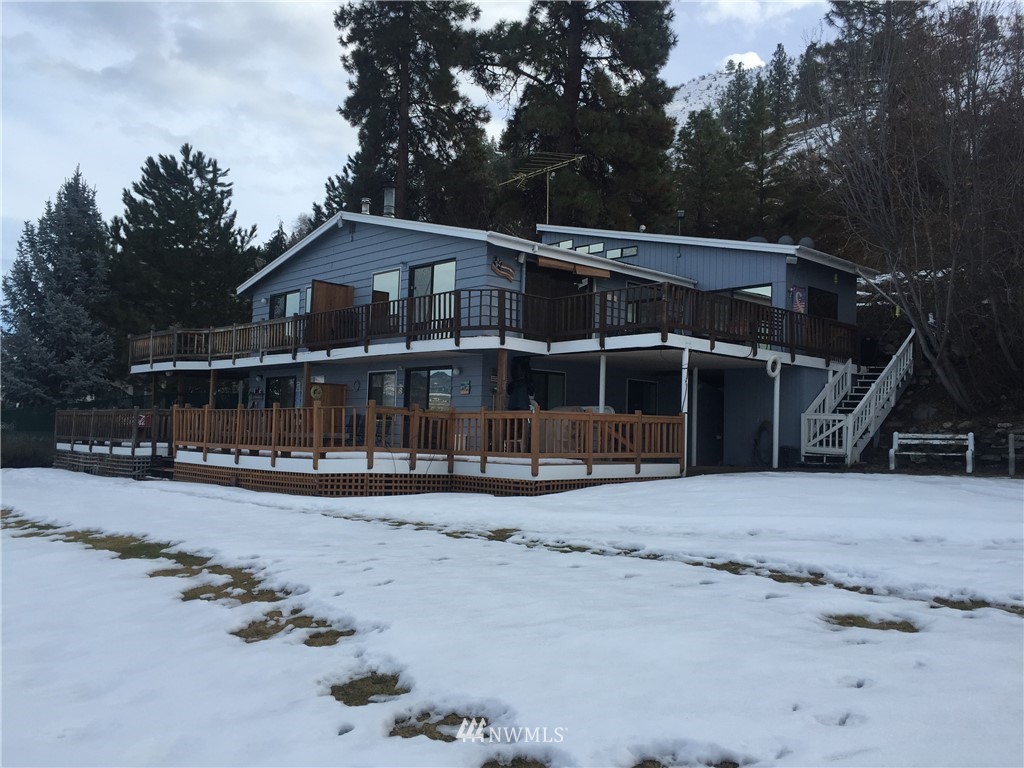 2946 South Lakeshore Road Chelan, WA 98816 - Photo 8 of 15 Gallery Image 8