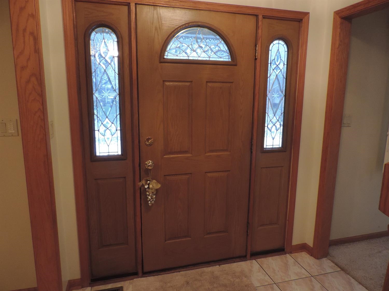 1124 Treadway Road Munster, IN 46321 - Photo 2 of 10 1500x1124