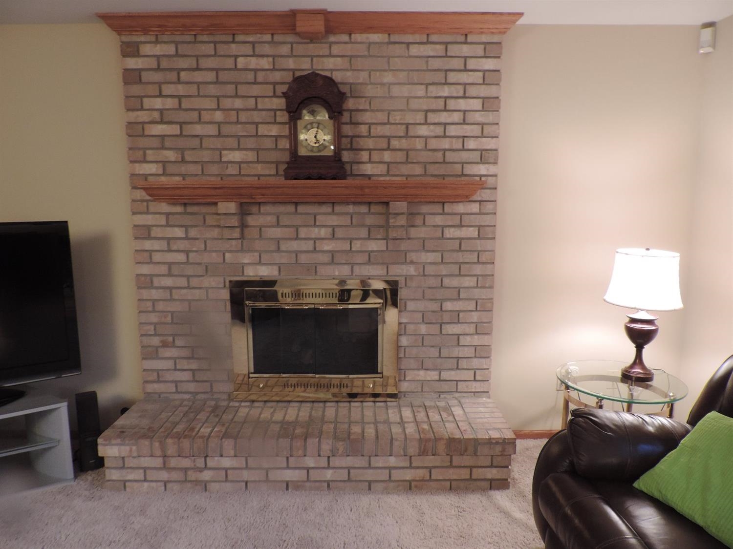 1124 Treadway Road Munster, IN 46321 - Photo 3 of 10 1500x1124
