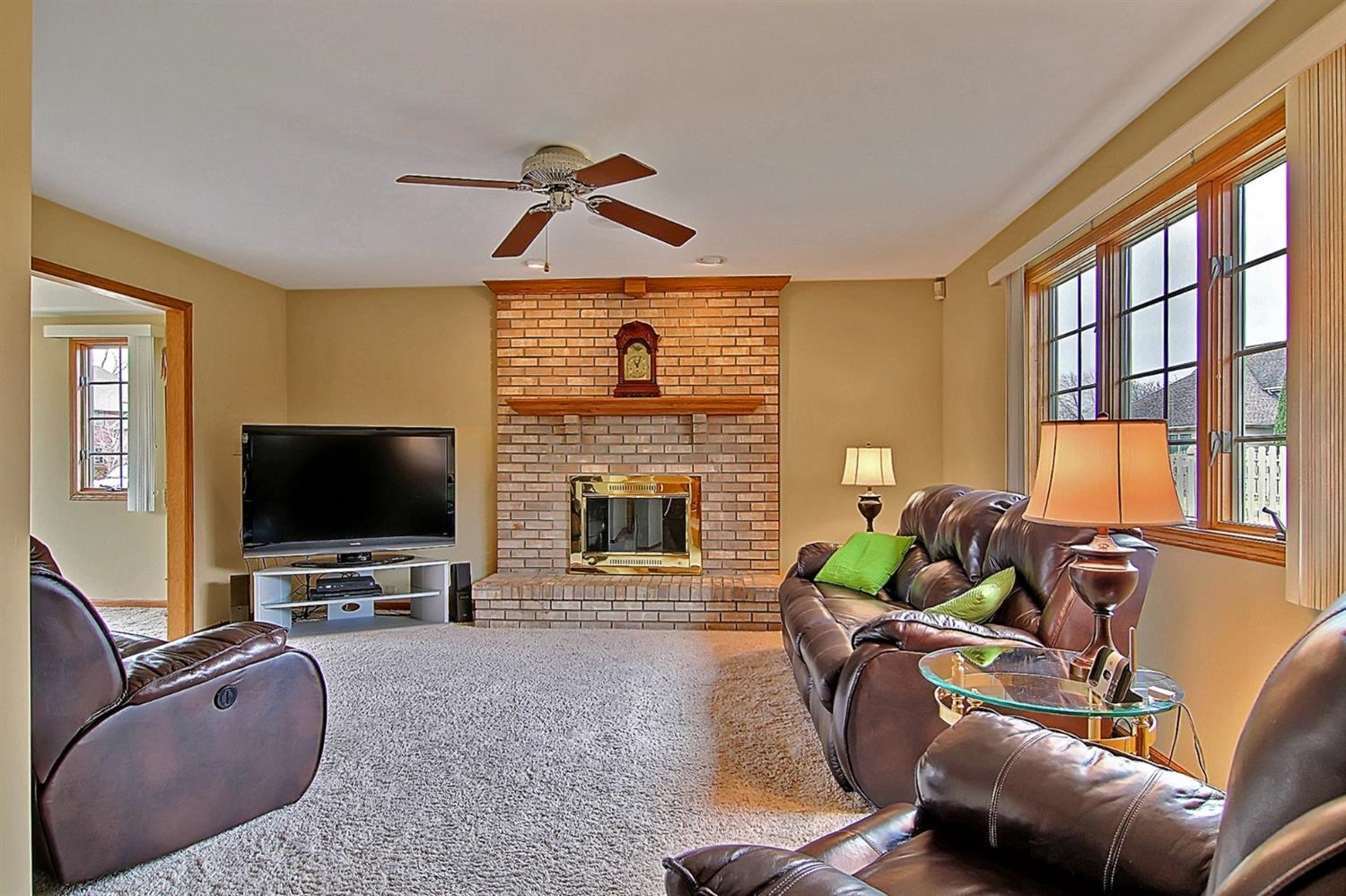 1124 Treadway Road Munster, IN 46321 - Photo 4 of 10 1500x999