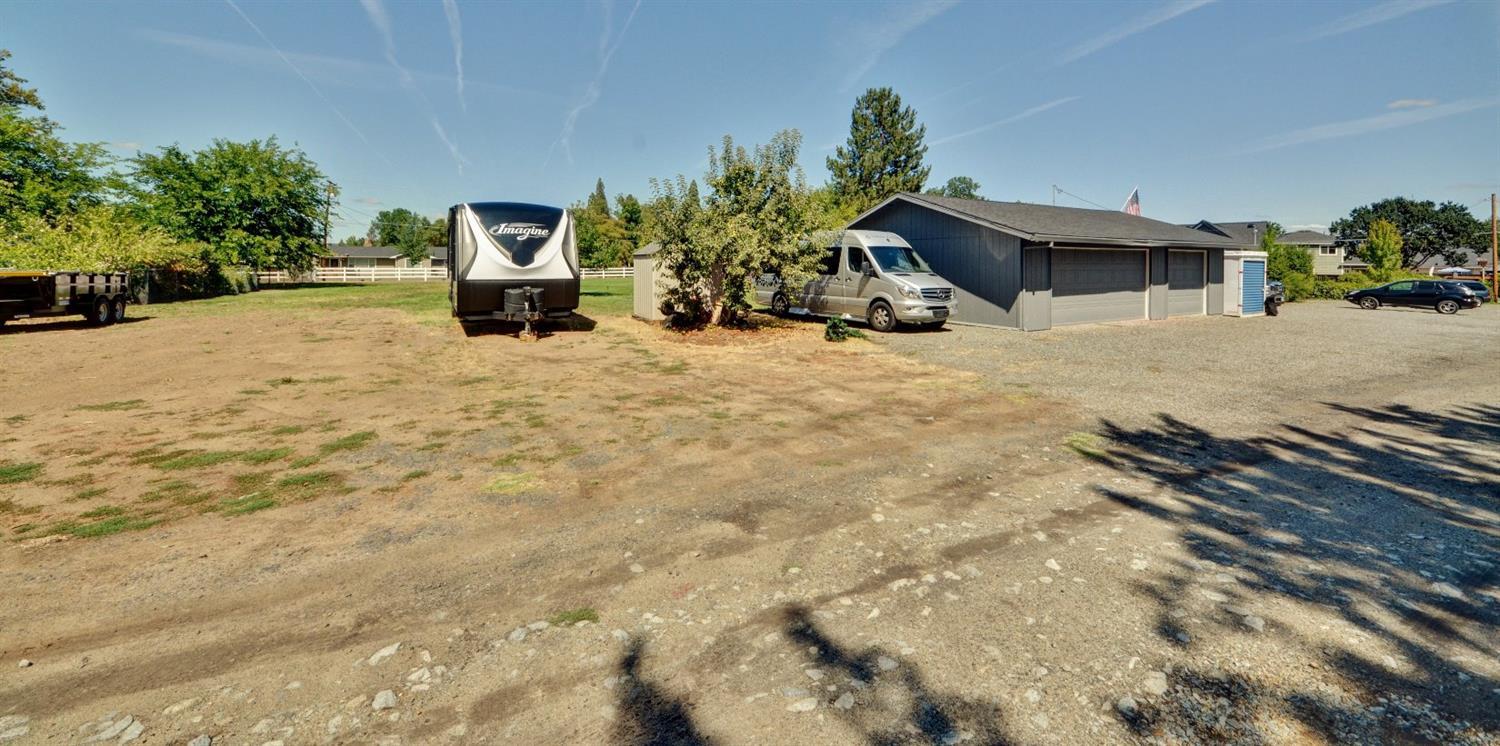 3523 Grant Road Central Point, OR 97502 - Photo 29 of 35 Additional Photo