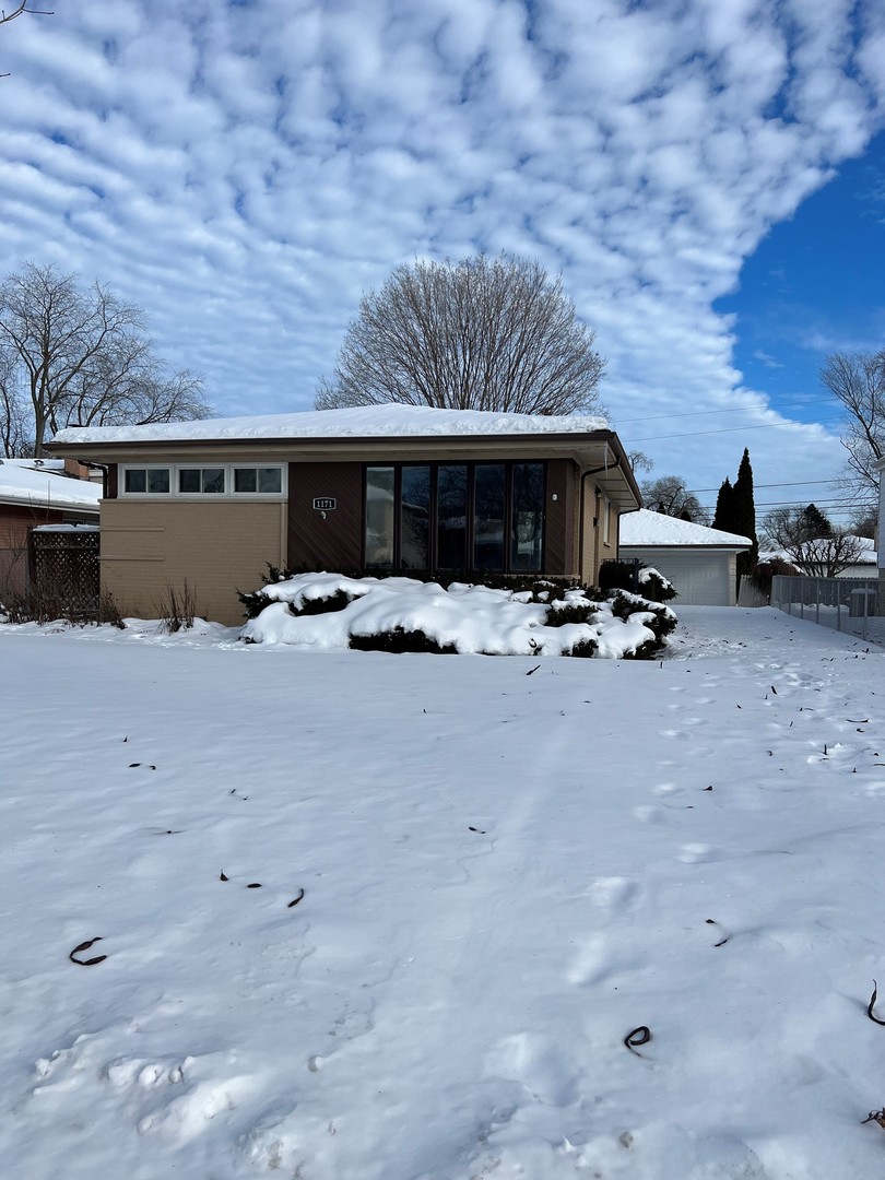 1171 South Ridge Avenue Arlington Heights, IL 60005 - Photo 1 of 12 a view of building with outdoor space