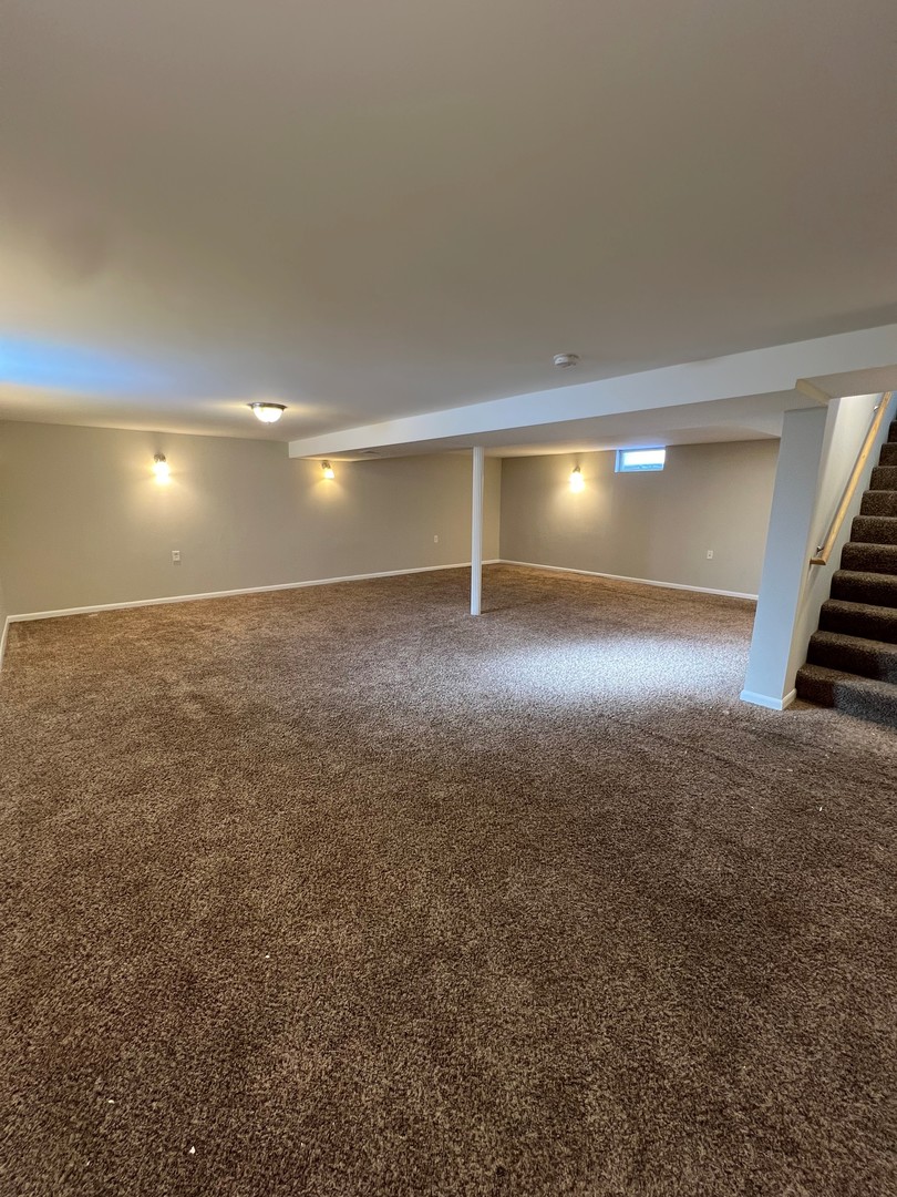 1171 South Ridge Avenue Arlington Heights, IL 60005 - Photo 11 of 12 a view of empty room