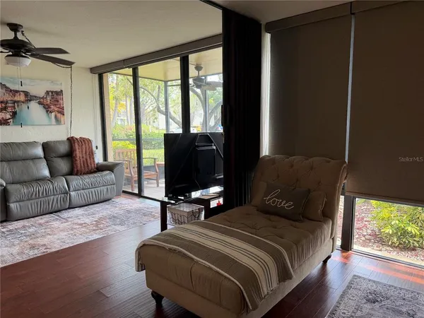 $1,800 | 618 Bird Bay Drive South, Unit 110, Venice, FL 34285