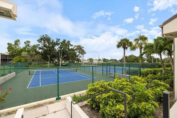 $1,800 | 618 Bird Bay Drive South, Unit 110, Venice, FL 34285