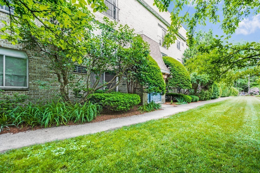 101 Swanson Road, Unit 115 Boxborough, MA 01719 - Photo 15 of 18