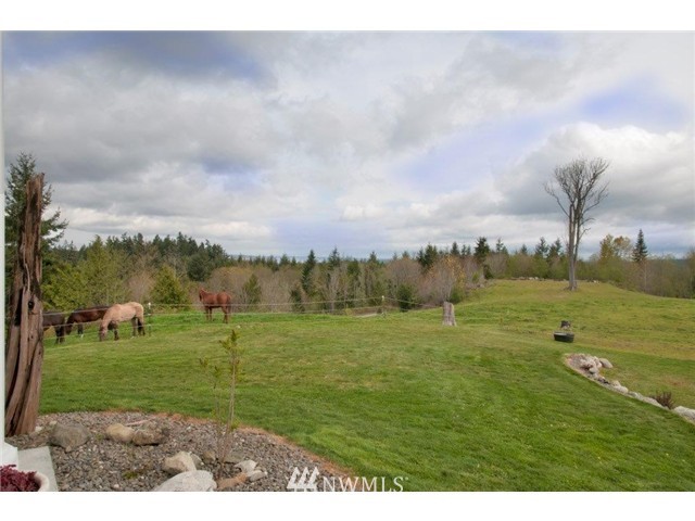 522 Totem Ridge Road Port Hadlock, WA 98339 - Photo 2 of 25