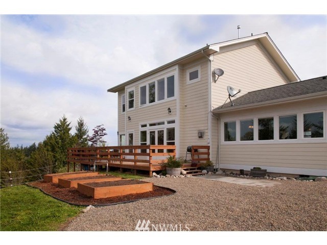 522 Totem Ridge Road Port Hadlock, WA 98339 - Photo 4 of 25