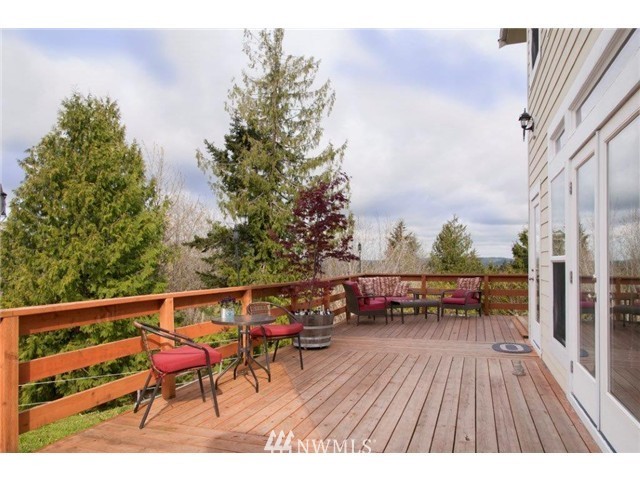 522 Totem Ridge Road Port Hadlock, WA 98339 - Photo 5 of 25