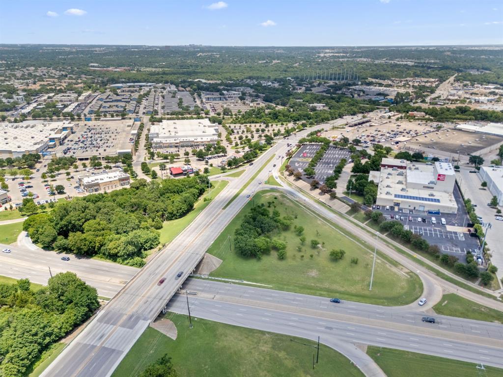 6108 Abrams Road, Unit 521 Dallas, TX 75231 - Photo 29 of 31 a view of a city