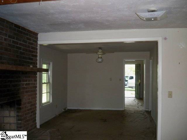 171 Woodland Road Marietta, SC 29661 - Photo 8 of 18
