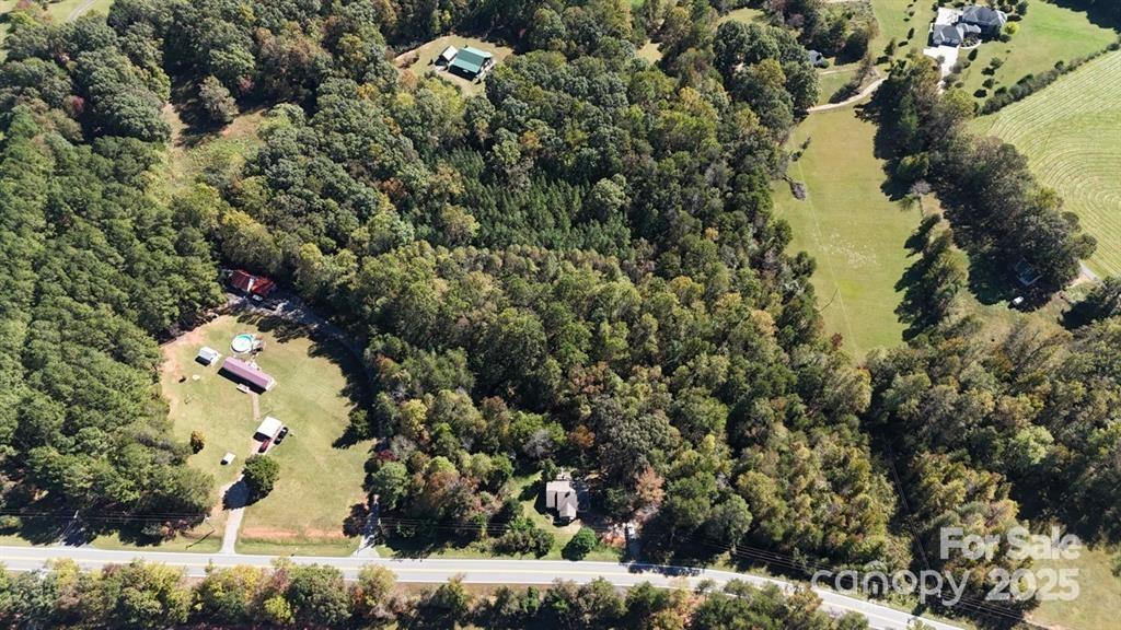 1491 Landrum Road Columbus, NC 28722 - Photo 4 of 15