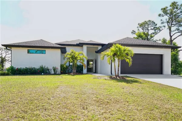$359,900 | 4309 Northwest 38th Avenue, Cape Coral, FL 33993