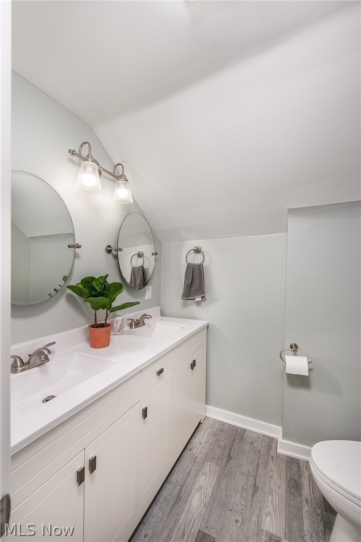 4165 Stilmore Road Cleveland, OH 44121 - Photo 22 of 25 Gallery Image 22