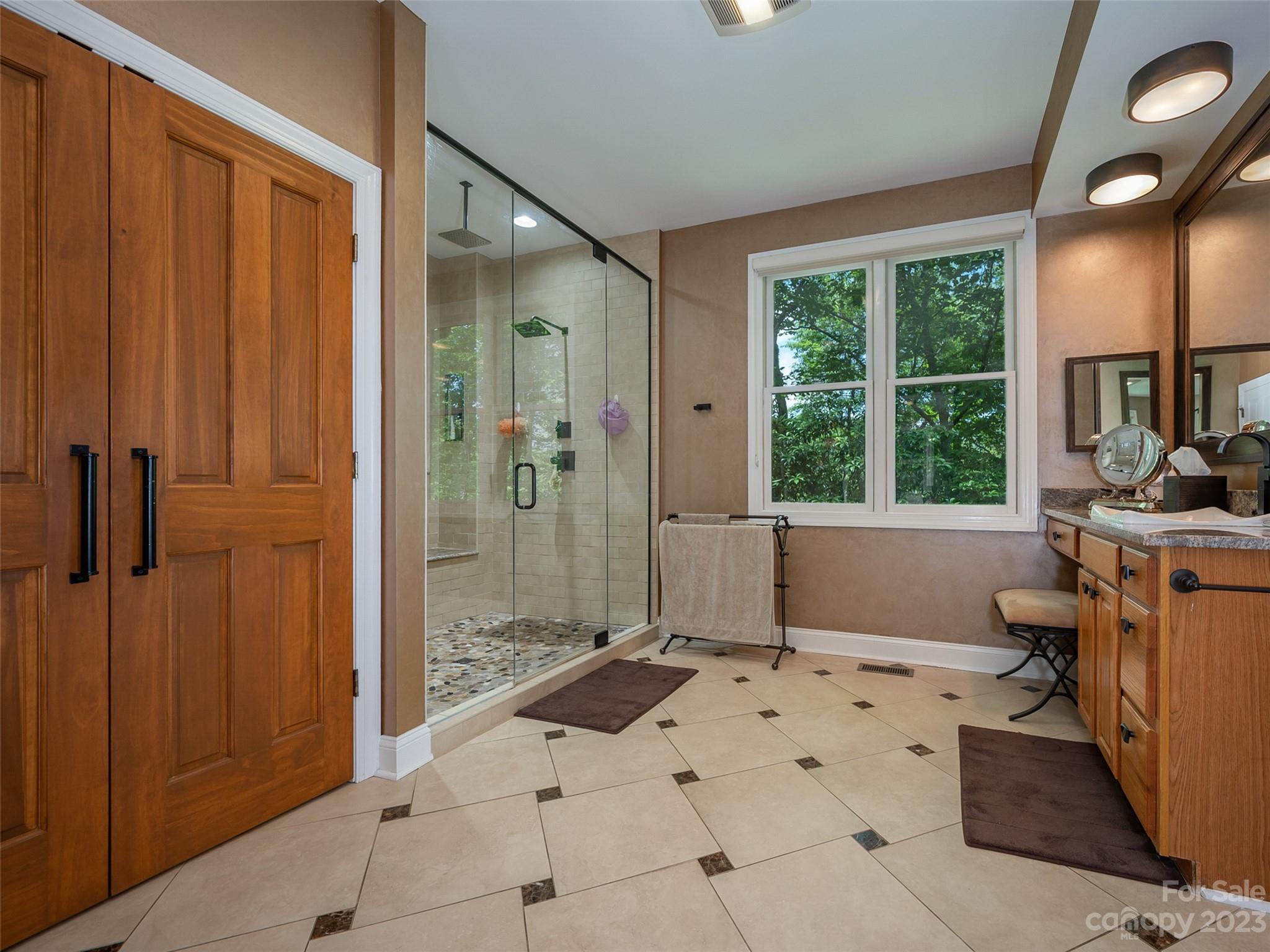 20 Spring Ridge Lane Hendersonville, NC 28739 - Photo 20 of 41 Gallery Image 20