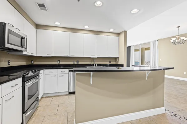 $559,000 | 6422 West US Highway 98, Unit 906, Panama City Beach, FL 32407