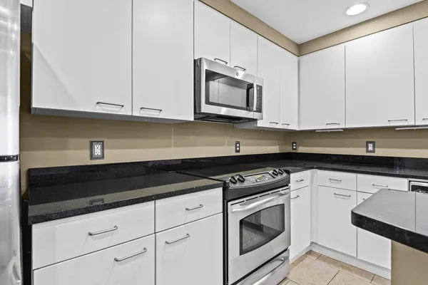 $559,000 | 6422 West US Highway 98, Unit 906, Panama City Beach, FL 32407