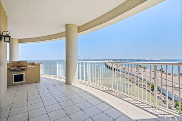 $559,000 | 6422 West US Highway 98, Unit 906, Panama City Beach, FL 32407