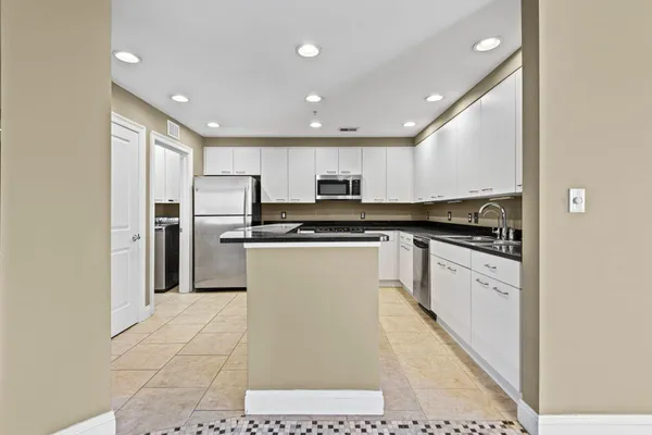 $559,000 | 6422 West US Highway 98, Unit 906, Panama City Beach, FL 32407