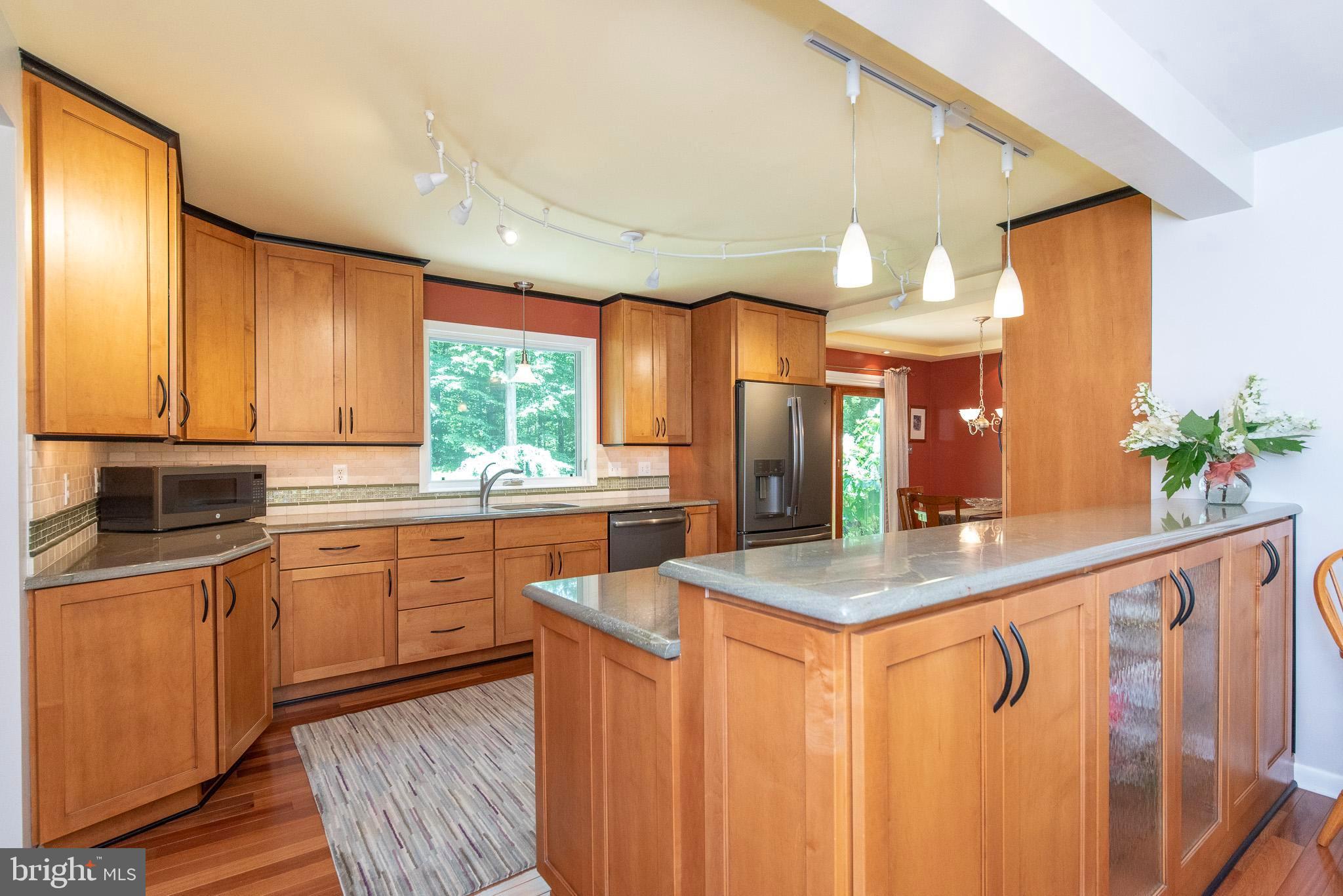 12015 Caspian Road Kingsville, MD 21087 - Photo 14 of 41 TOP OF THE LINE GRANITE COUNTERS