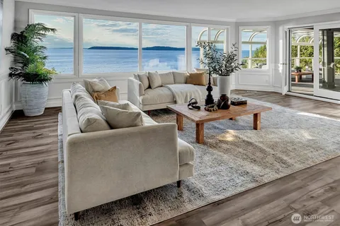 $3,690,000 | 8001 Talbot Road, Edmonds, WA 98026