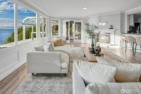 $3,690,000 | 8001 Talbot Road, Edmonds, WA 98026