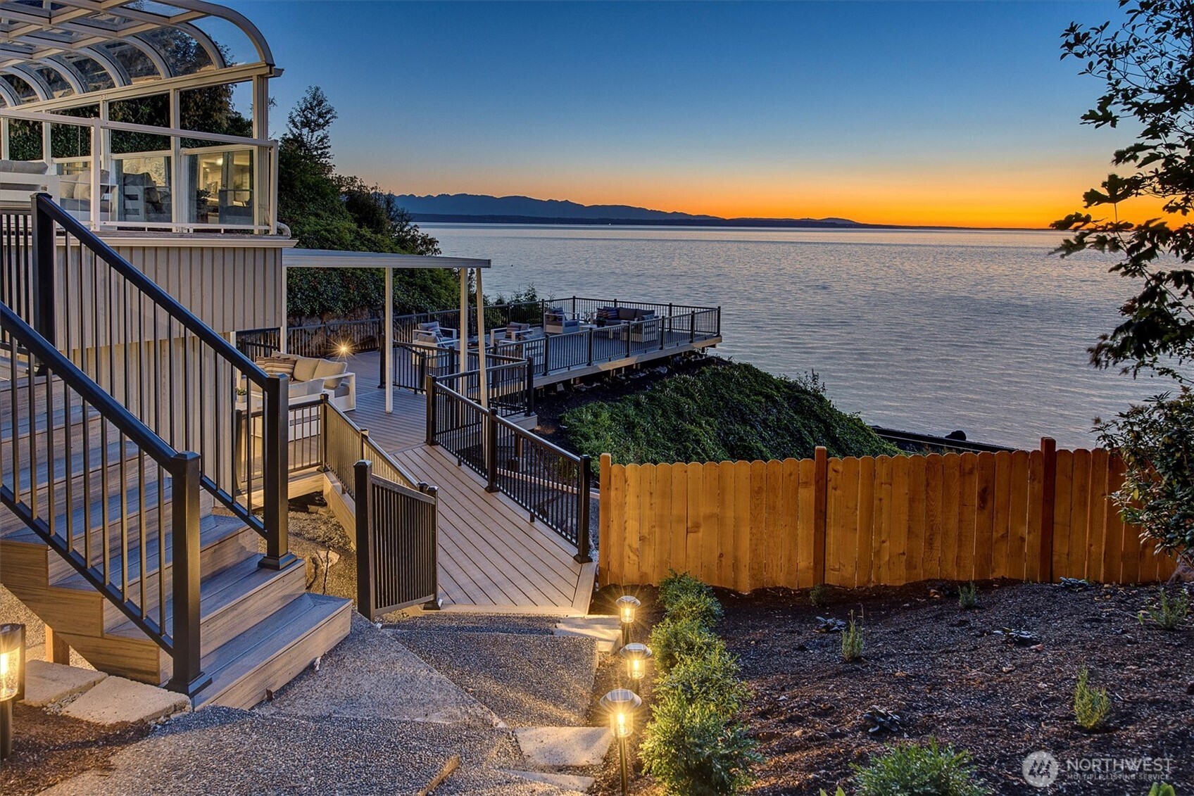 8001 Talbot Road Edmonds, WA 98026 - Photo 37 of 40
