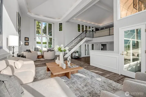 $3,690,000 | 8001 Talbot Road, Edmonds, WA 98026