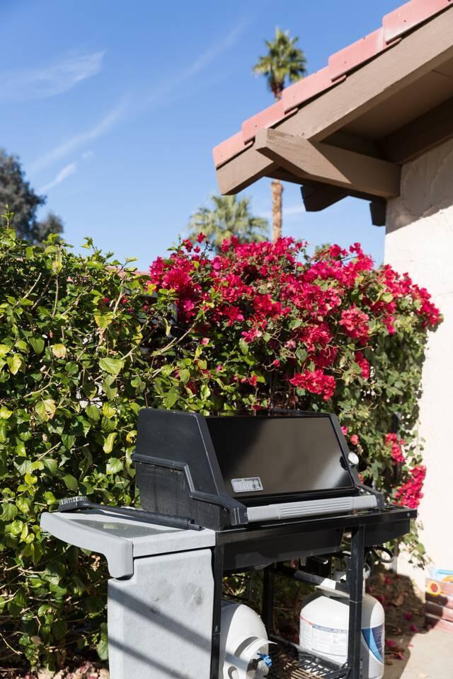 82191 Waring Way Indio, CA 92201 - Photo 32 of 42 a picture of flowers