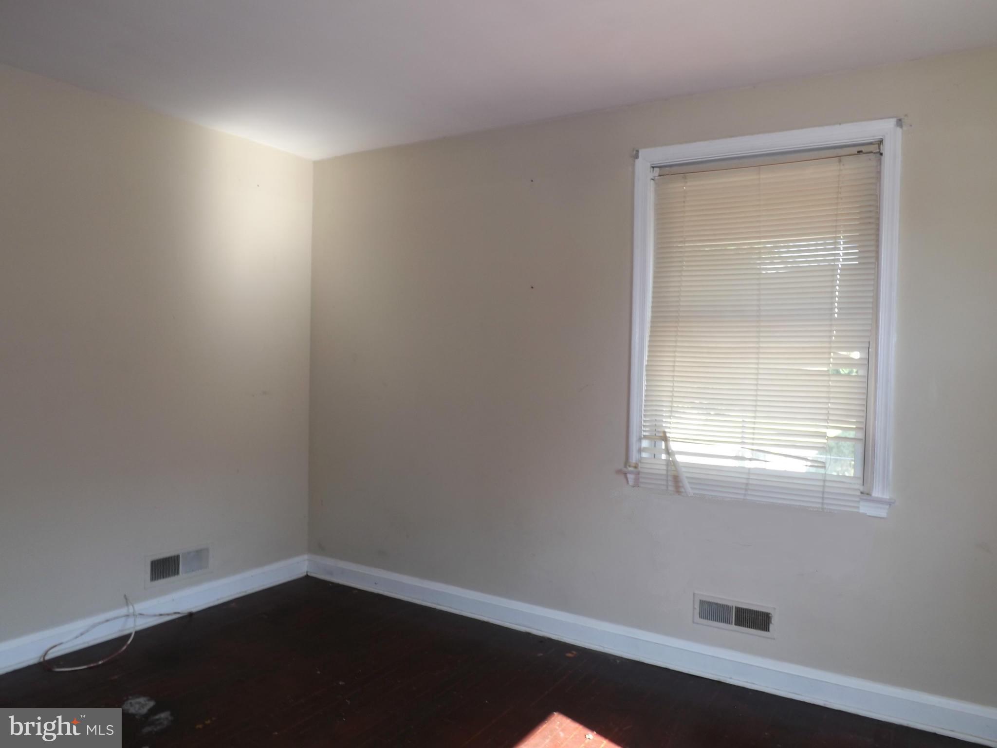 6507 Hazelwood Court Baltimore, MD 21237 - Photo 5 of 13 Bedroom