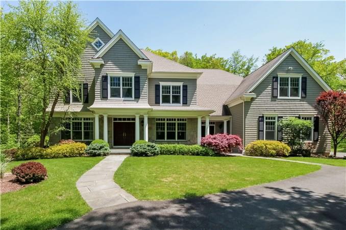 20 Butternut Ridge Newtown, CT 06470 - Photo 1 of 1 a front view of house with yard and green space