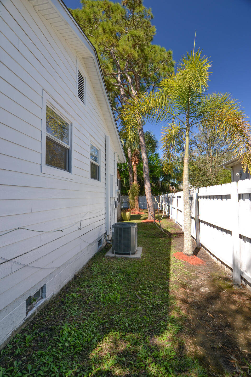 8208 Hibiscus Road Fort Pierce, FL 34951 - Photo 8 of 47 Home Sweet Home