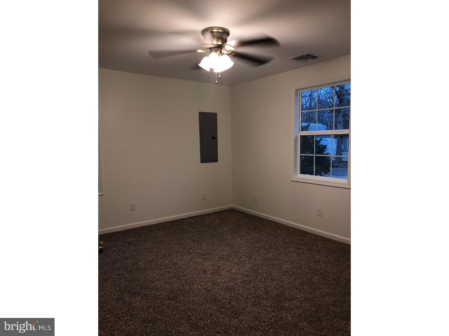 433 Ridge Road Millville, NJ 08332 - Photo 12 of 14 Bedroom - Main