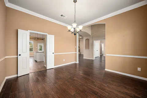 $450,000 | 9106 Wapiti Trail, Conroe, TX 77303