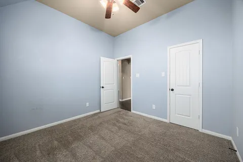 $450,000 | 9106 Wapiti Trail, Conroe, TX 77303