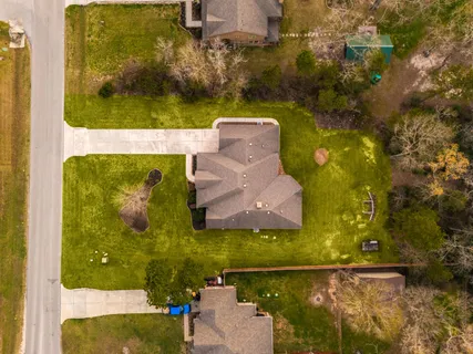 $450,000 | 9106 Wapiti Trail, Conroe, TX 77303