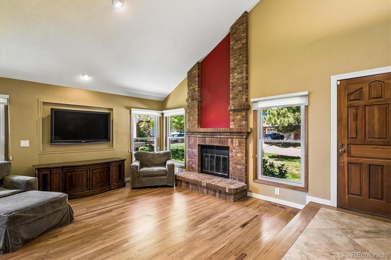 22 Pinyon Pine Road Littleton, CO 80127 - Photo 9 of 50