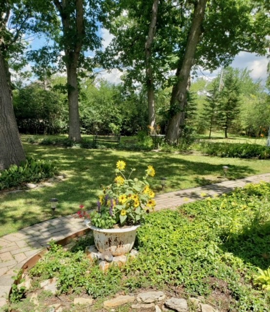 209 Miller Road Lake Zurich, IL 60047 - Photo 38 of 39 Gallery Image 38
