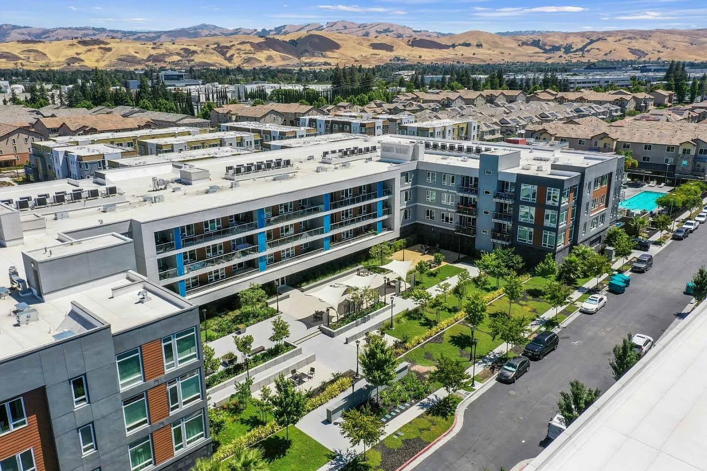 5925 Charlotte Drive, Unit 414 San Jose, CA 95123 - Photo 12 of 18 a view of city view