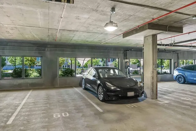 $3,875 | 5925 Charlotte Drive, Unit 414, San Jose, CA 95123