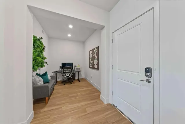 $3,875 | 5925 Charlotte Drive, Unit 414, San Jose, CA 95123