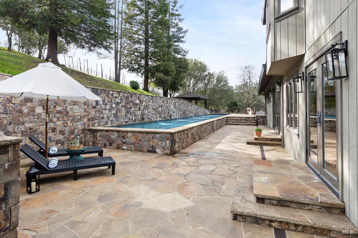 330 Chiquita Road Healdsburg, CA 95448 - Photo 22 of 68