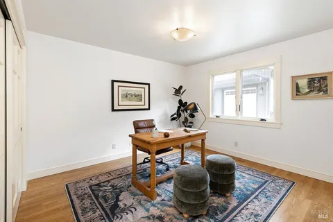 $2,985,000 | 330 Chiquita Road, Healdsburg, CA 95448